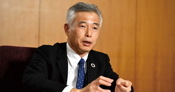 【理事長】中井徳太郎